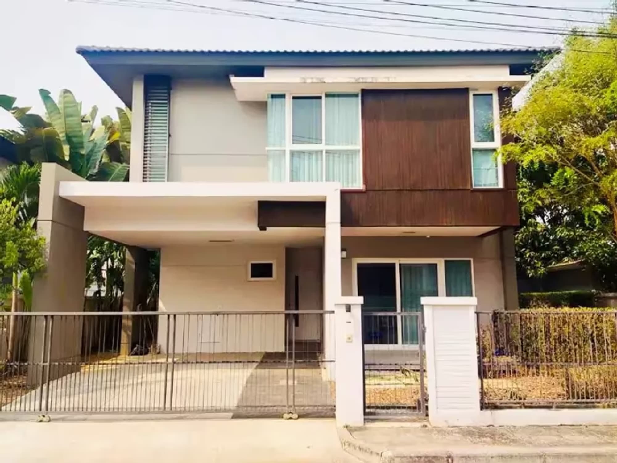 3 Bedroom House - Image 1