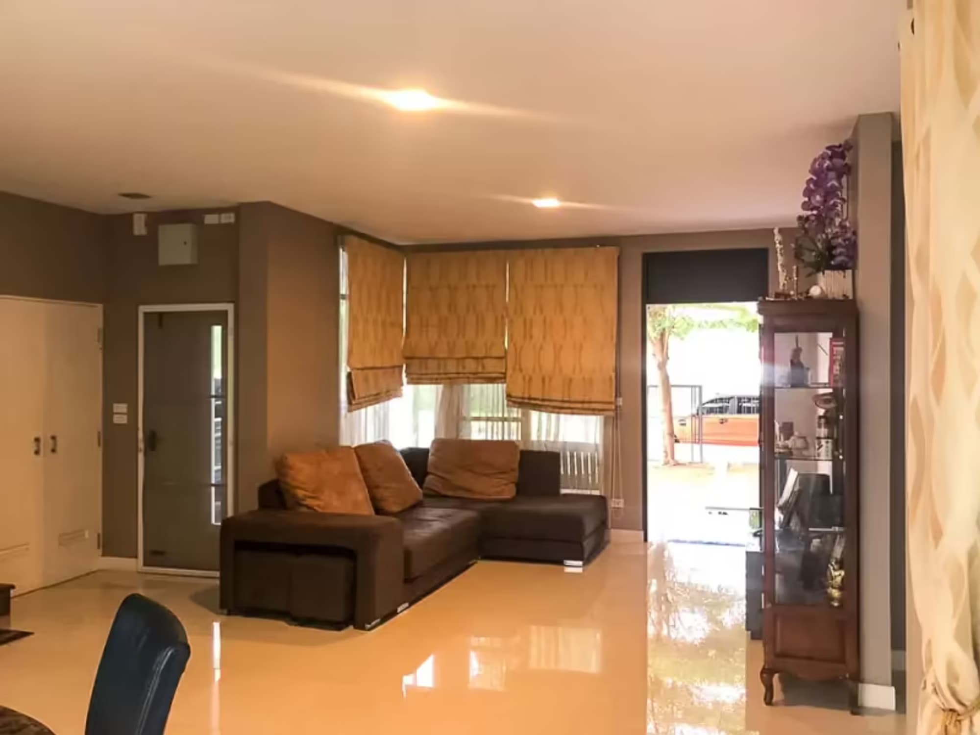 4 Bedroom House - Image 7