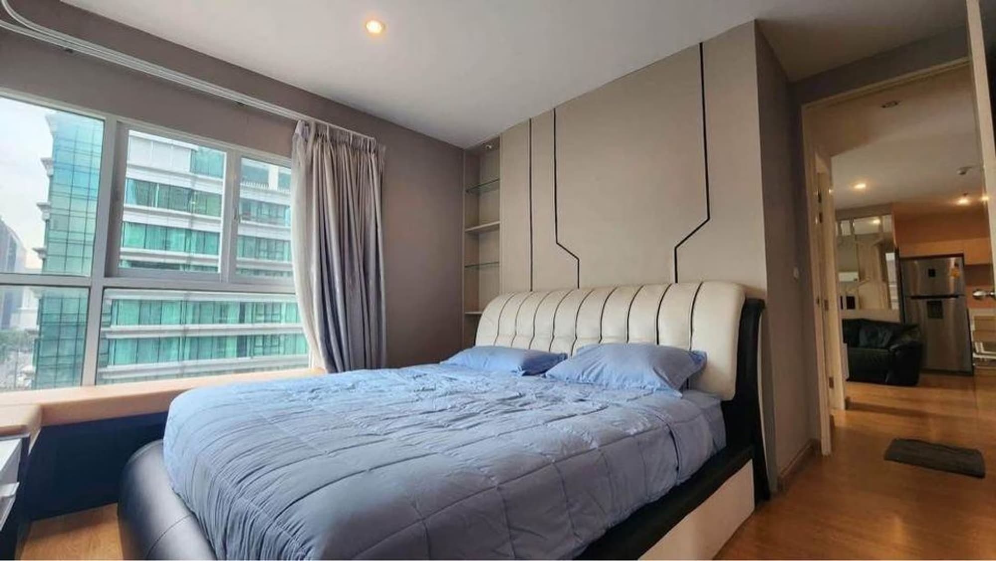 2 ห้องนอน คอนโด สำหรับ ขาย ใน Huai Khwang - Image 9