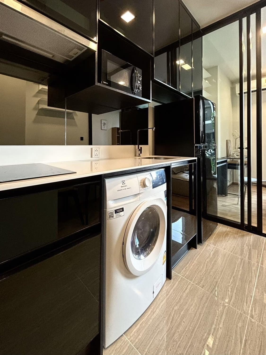 Studio Condo for Rent in Phaya Thai - Image 8