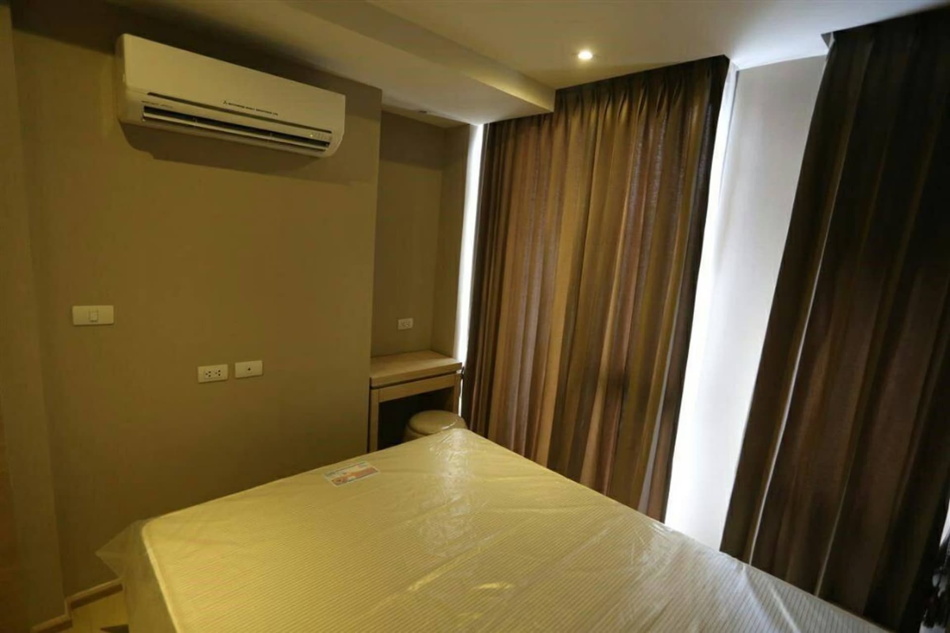 1 ห้องนอน คอนโด สำหรับ จำหน่าย ใน Bang Rak - Image 9