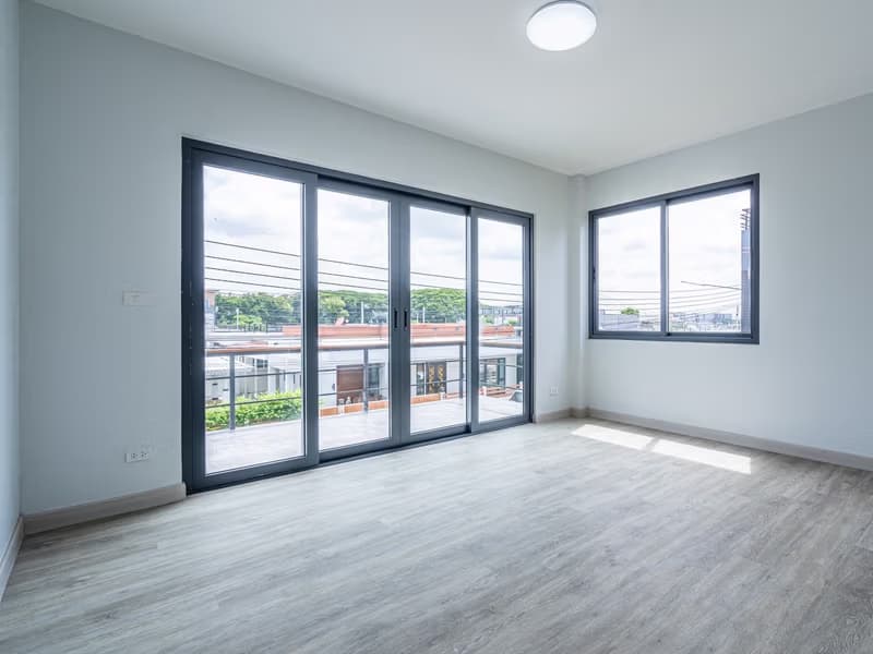 6 Bed House for Rent in Mueang Chiang Mai