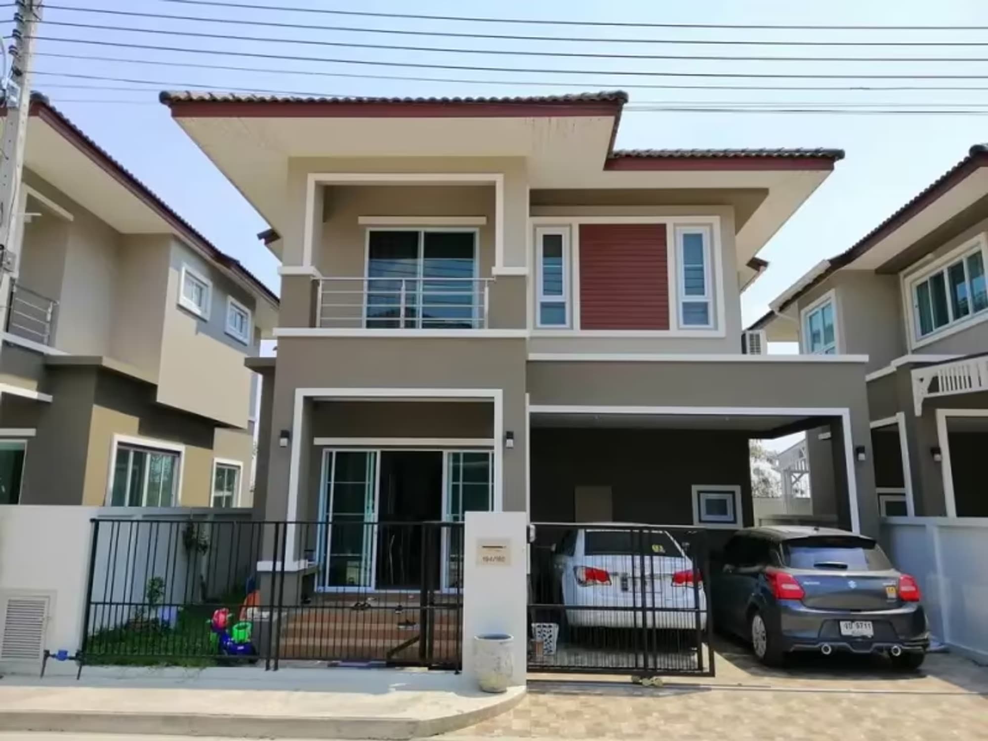 3 Bedroom House - Image 8