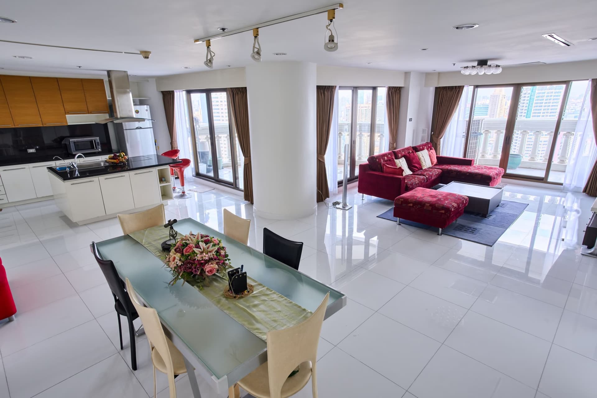Condo for Rent, Sale at Nusa State Tower Condominium - Image 1