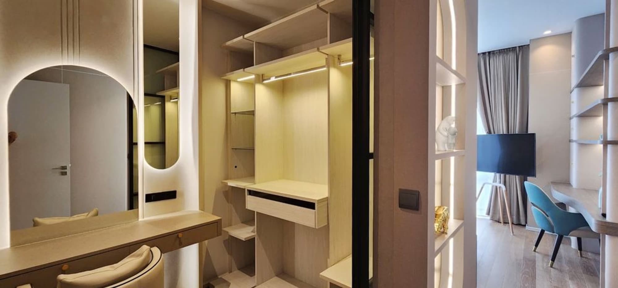 2 Bed Condo for Rent in Pathum Wan - Image 8