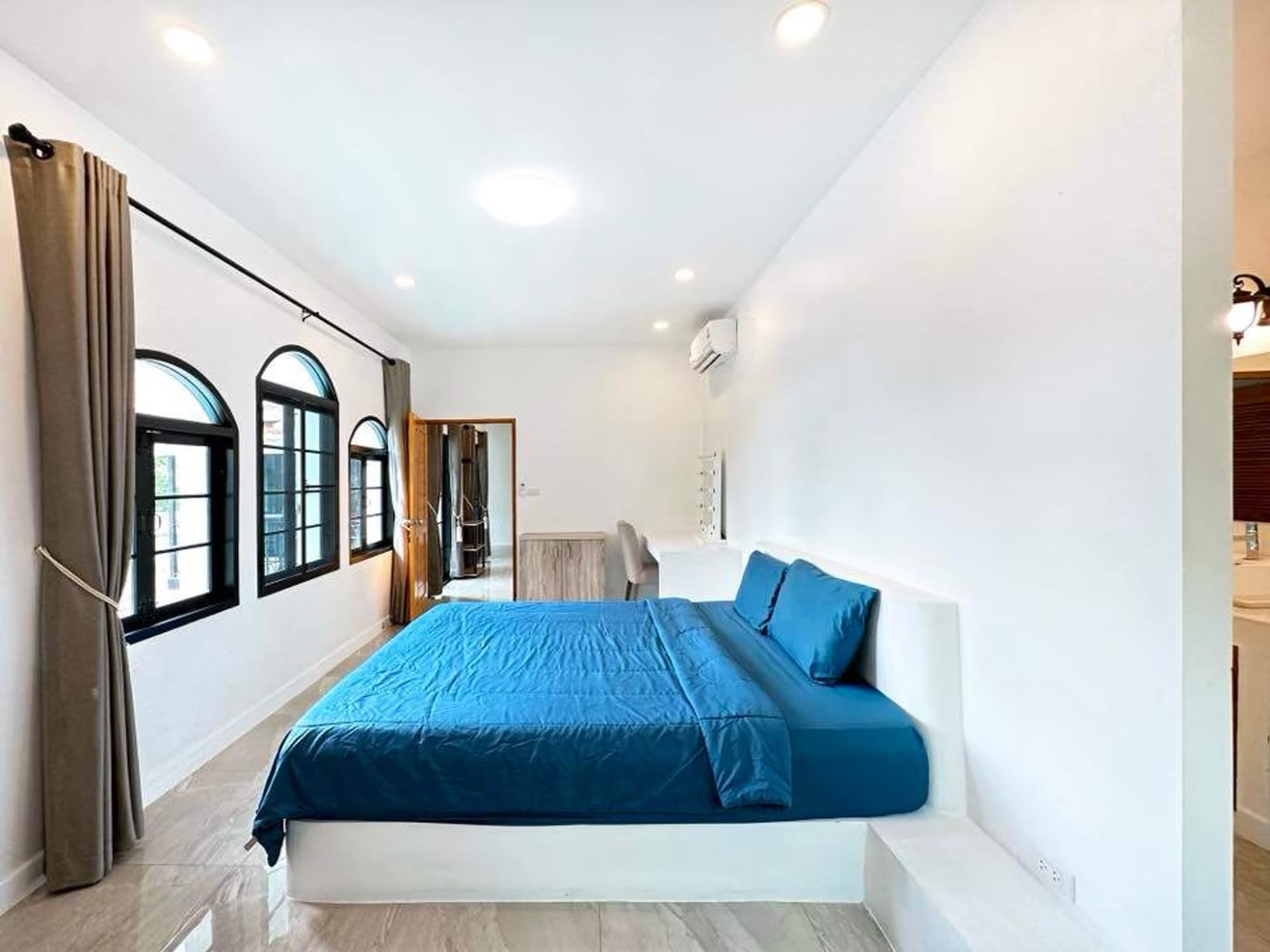 4 Bed House for Rent in Mueang Chiang Mai District - Image 8
