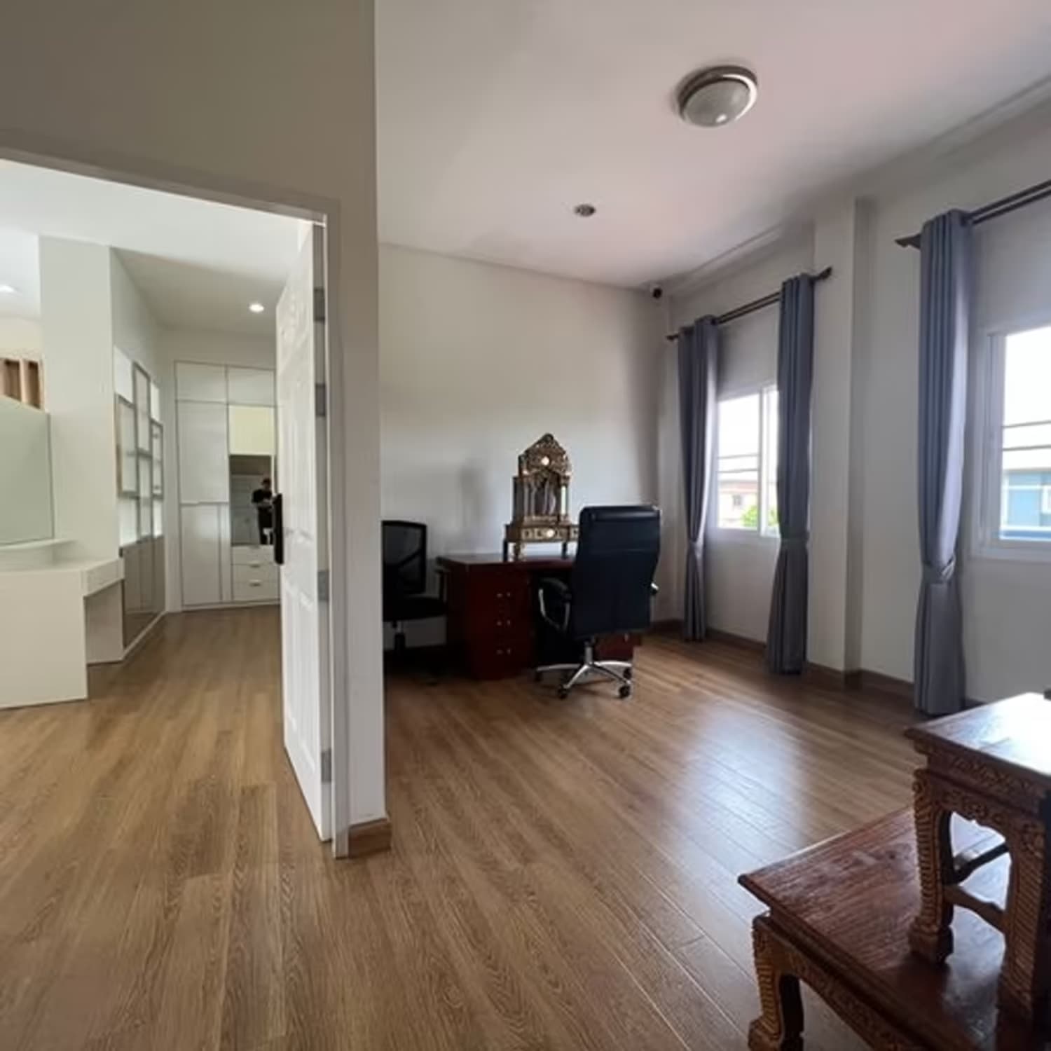 4 Bedroom House - Image 4