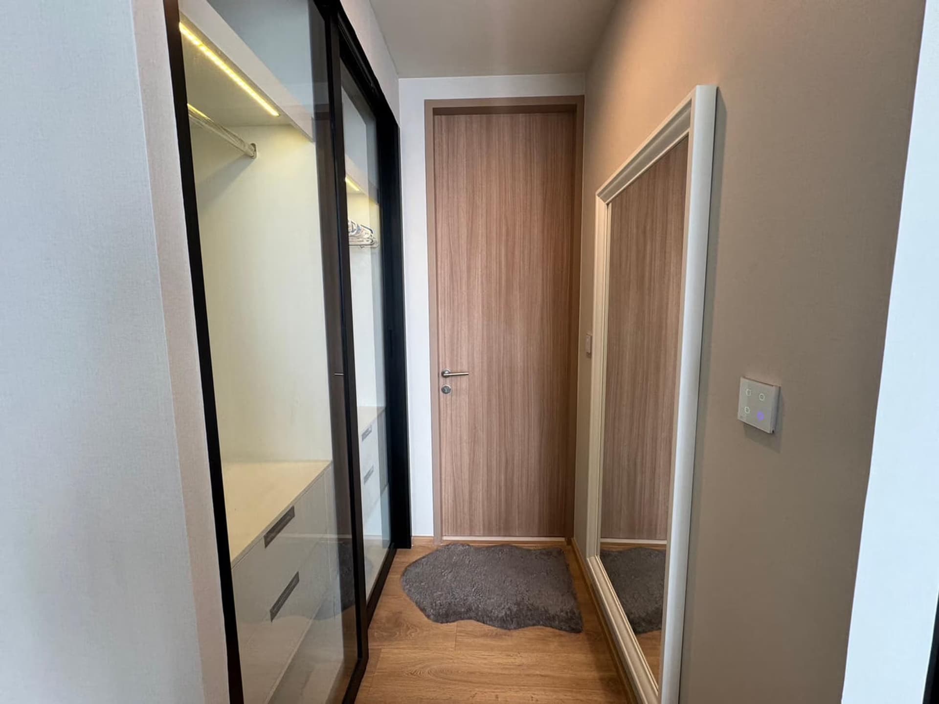1 Bed Condo for Rent in Watthana - Image 8