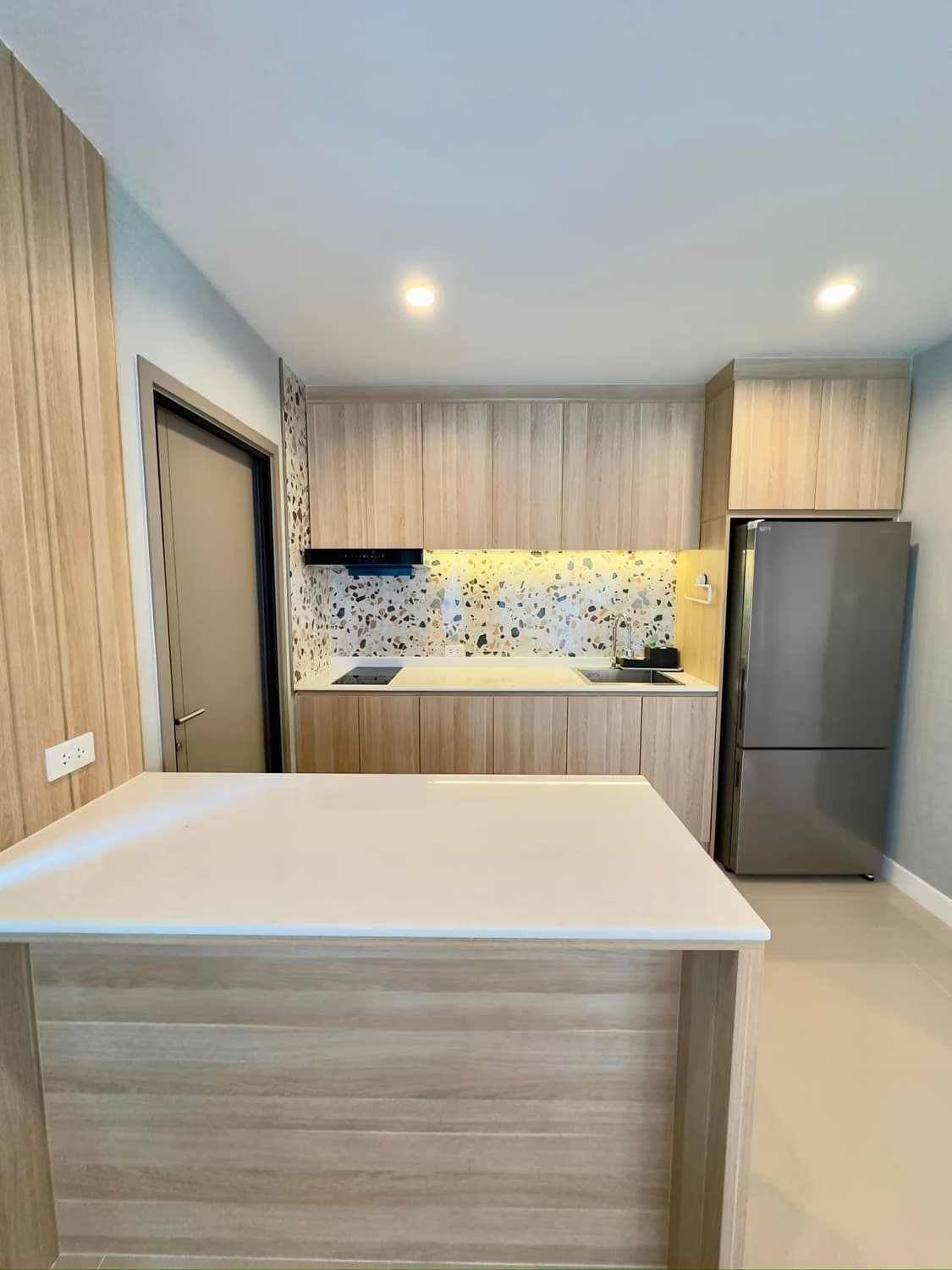 3 Bed House for Rent and Sale in Bang Phli - Image 3