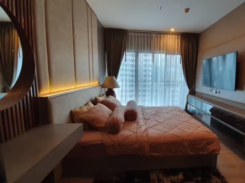 1 Bedroom Condo