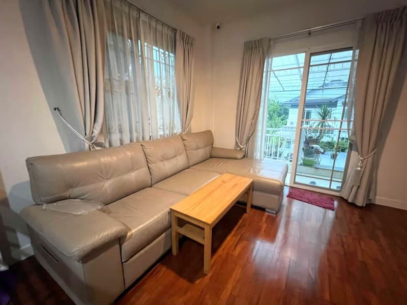 4 Bed House for Rent in Mueang Chiang Mai