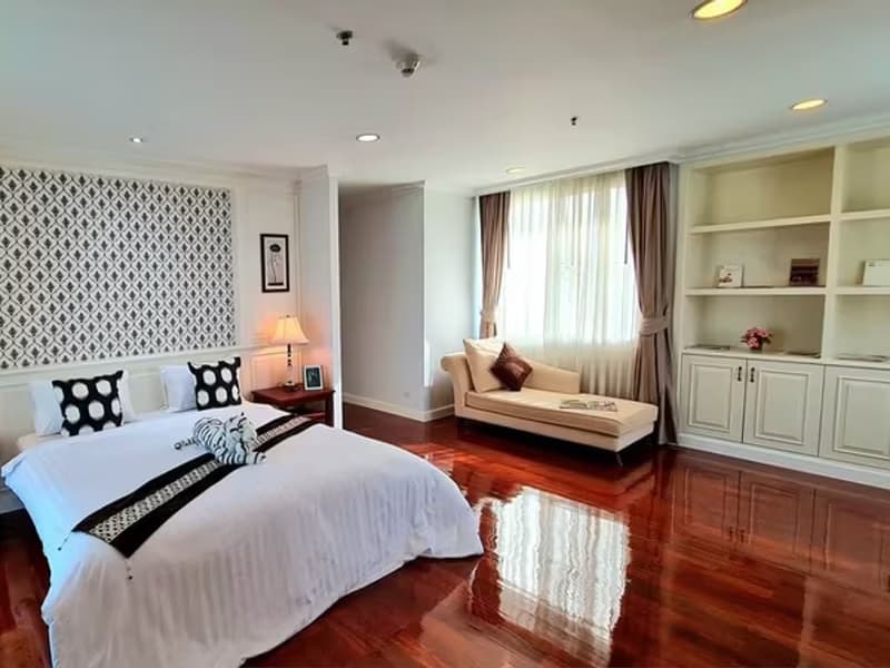 4 Bedroom Condo