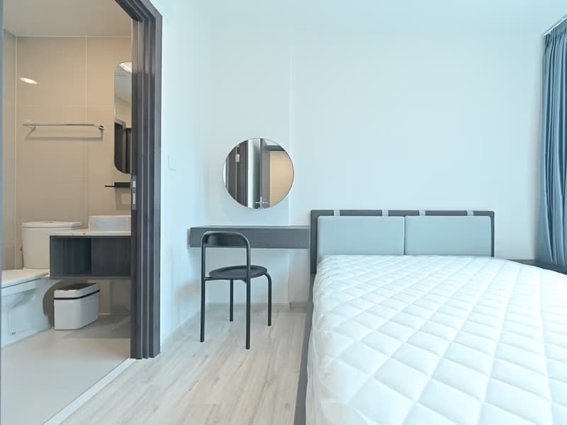 1 Bed Condo for Rent  Near Huai Khwang MRT