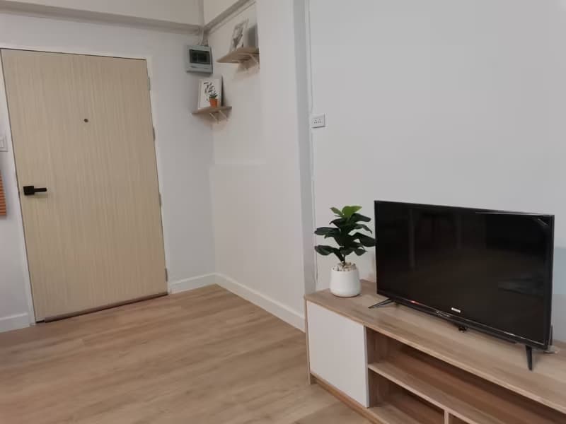 1 Bedroom Condo