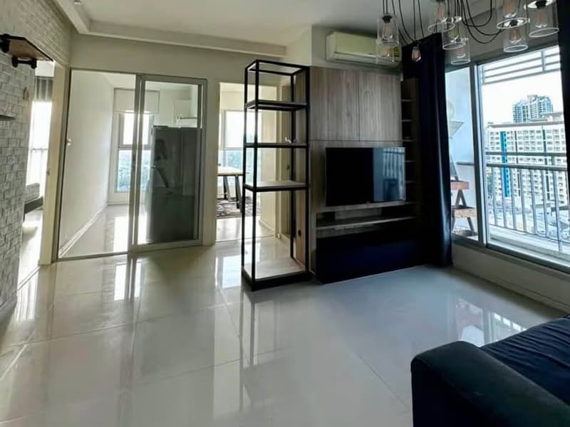 2 Bed Condo for Sale in Khlong Toei