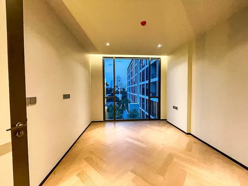 1 Bedroom Condo