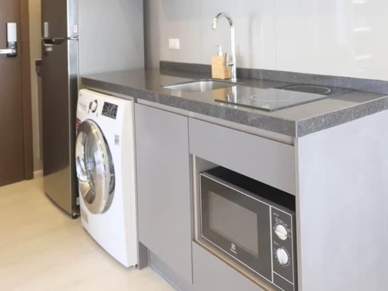 2 Bed Condo for Sale  Near Phra Ram 9 MRT