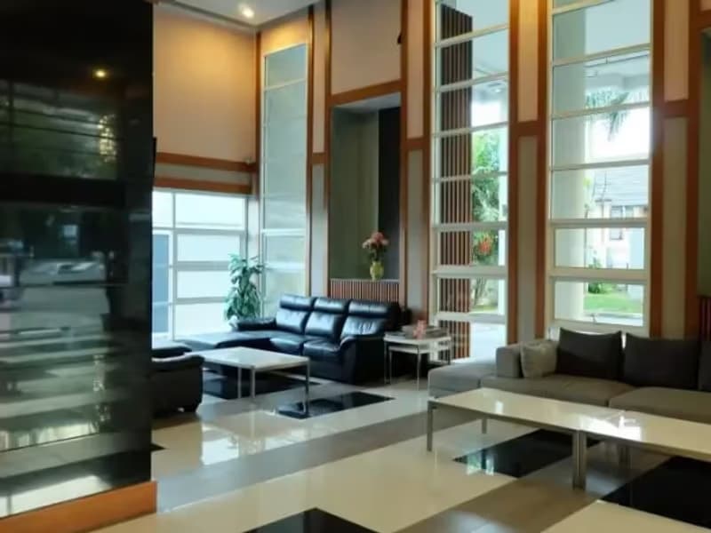 1 Bedroom Condo