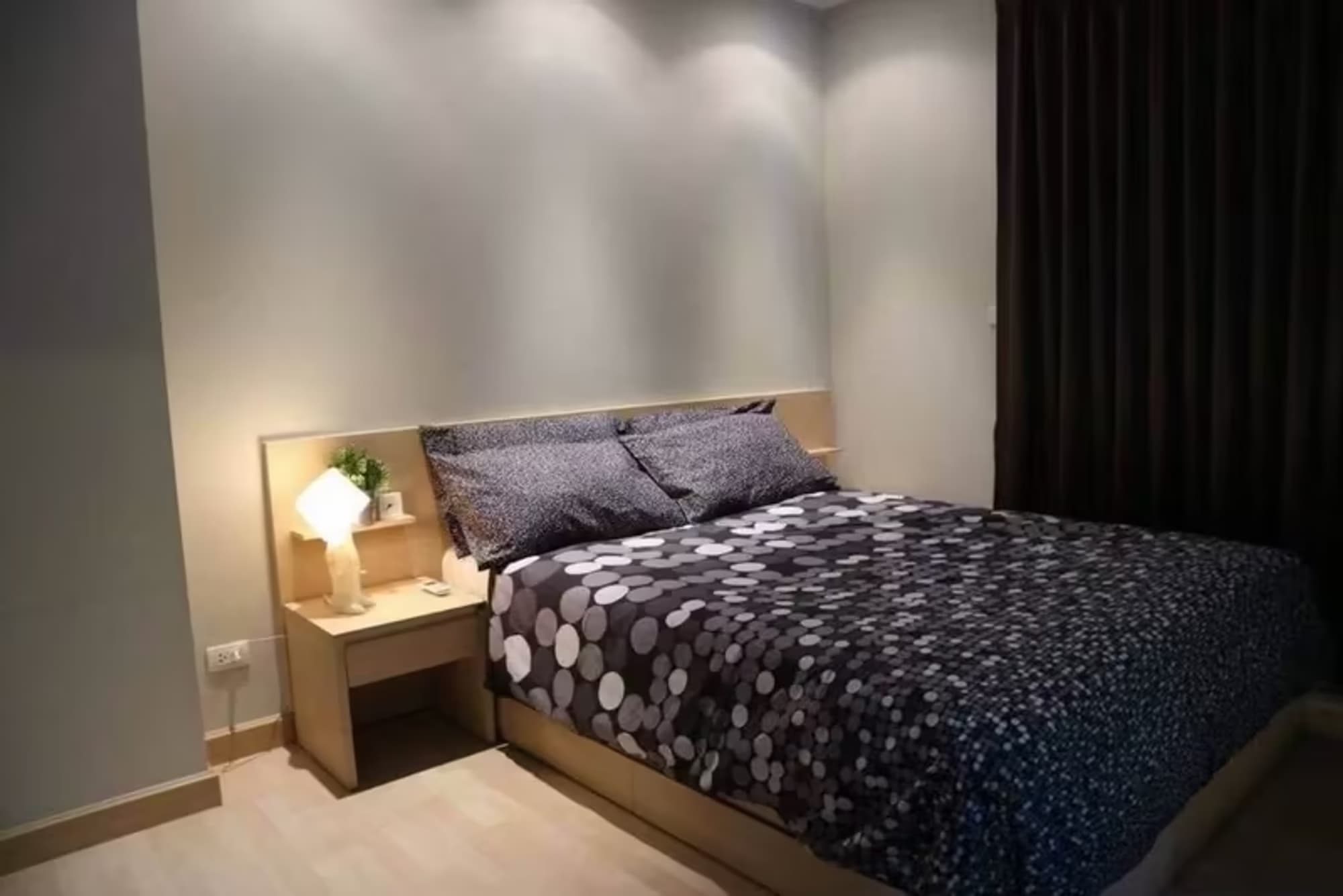 1 Bedroom Condo - Image 8