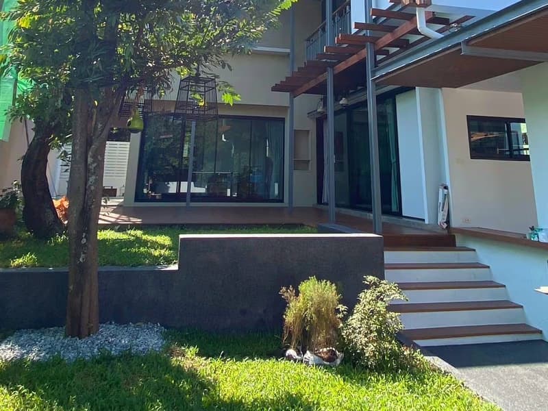 5 Bed House for Sale in Mueang Chiang Mai