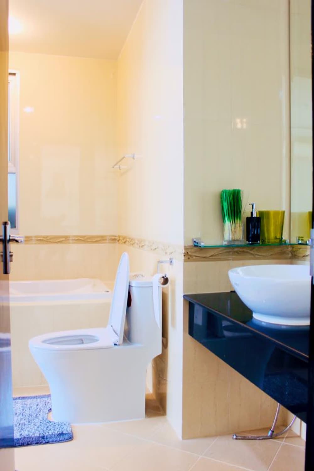 2 Bed Condo for Rent  Near Ratchathewi BTS - Image 10