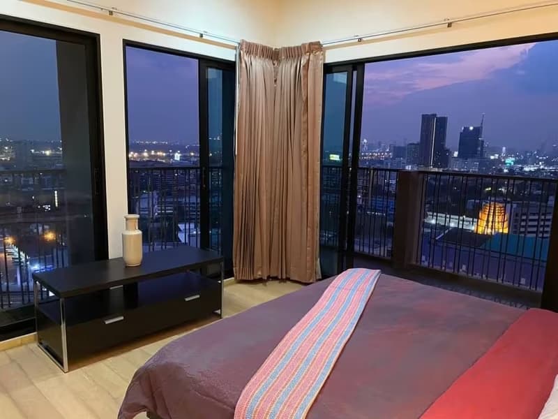 Condo for Rent, Sale at Noble Reveal