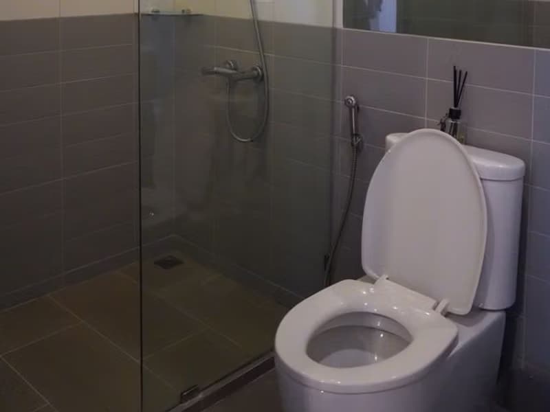 2 Bed Condo for Rent and Sale in Ratchathewi
