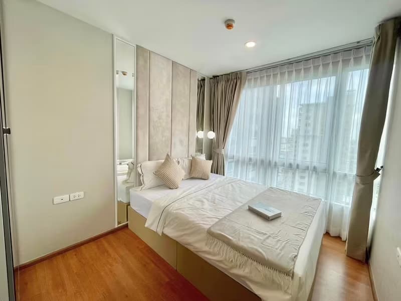 1 Bedroom Condo