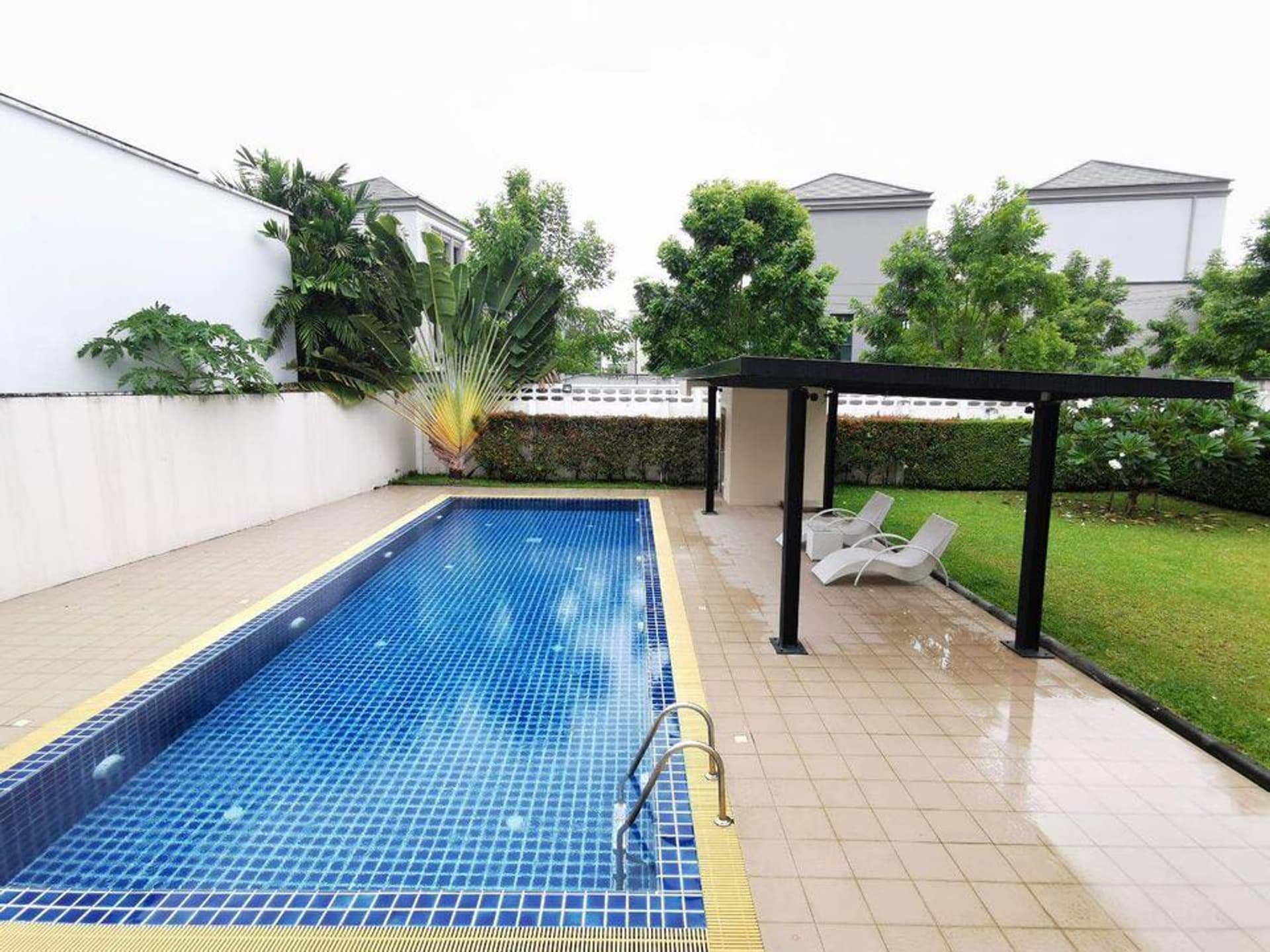 4 Bedroom House - Image 5
