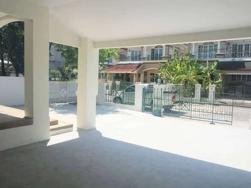 3 Bed House for Rent and Sale in Bang Phli