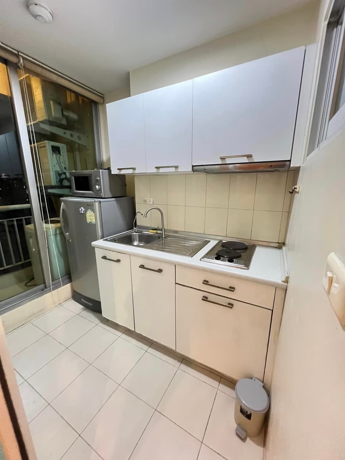1 Bed Condo for Rent in Phaya Thai - Image 3