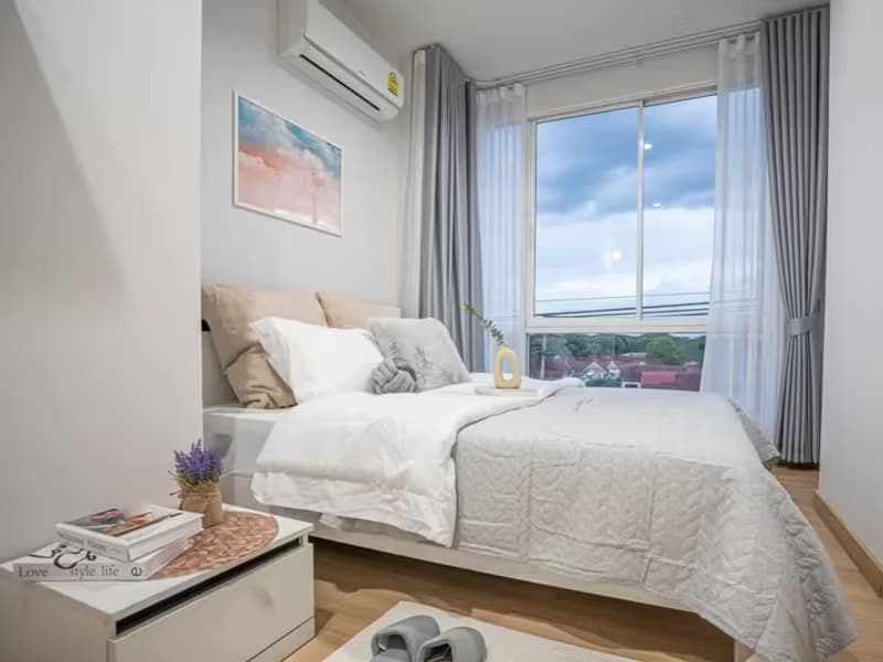 1 Bedroom Condo