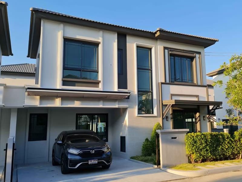 3 Bed House for Rent in Bang Phli