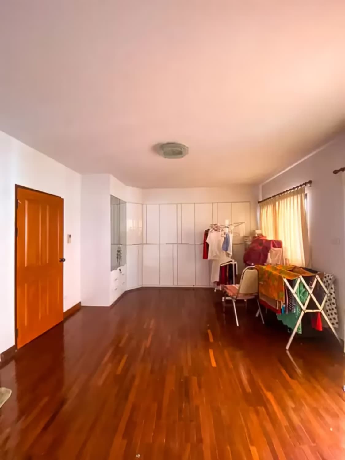 4 Bedroom House - Image 9