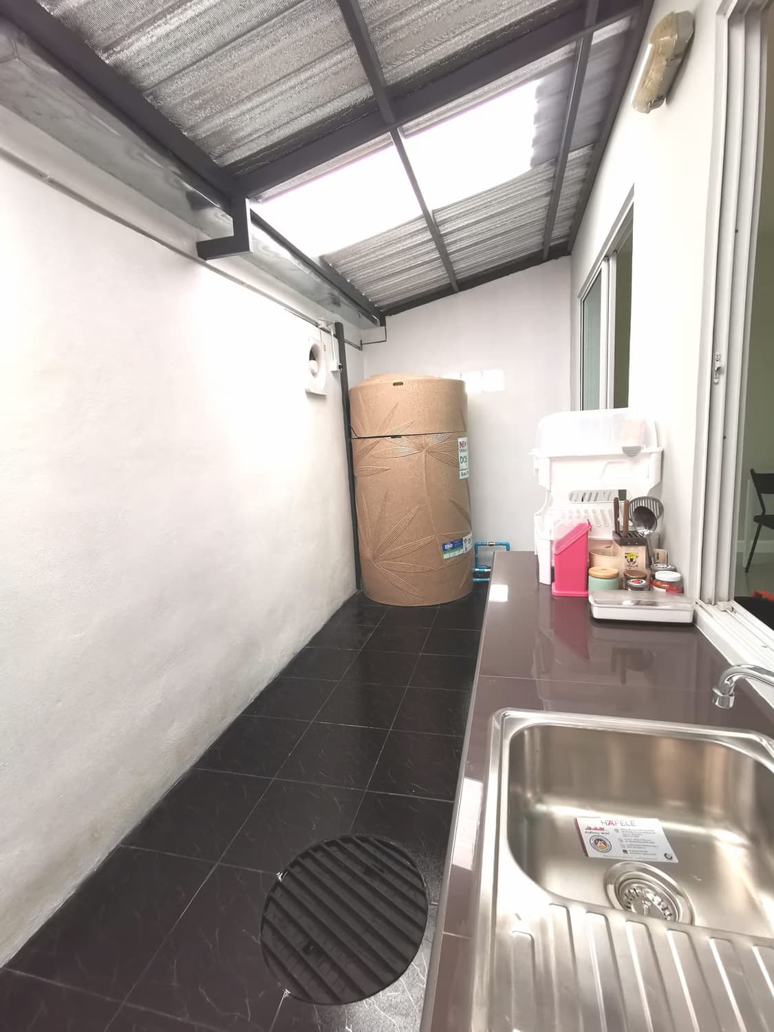 3 Bed Townhouse for Rent in Saraphi - Image 8