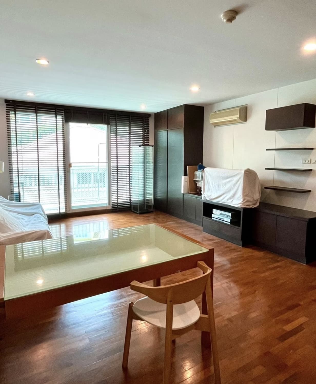 3 ห้องนอน คอนโด สำหรับ ขาย ใน สาทร - Image 1