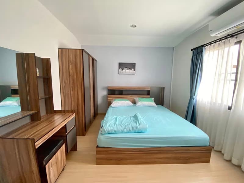 4 Bed House for Rent in Hang Dong