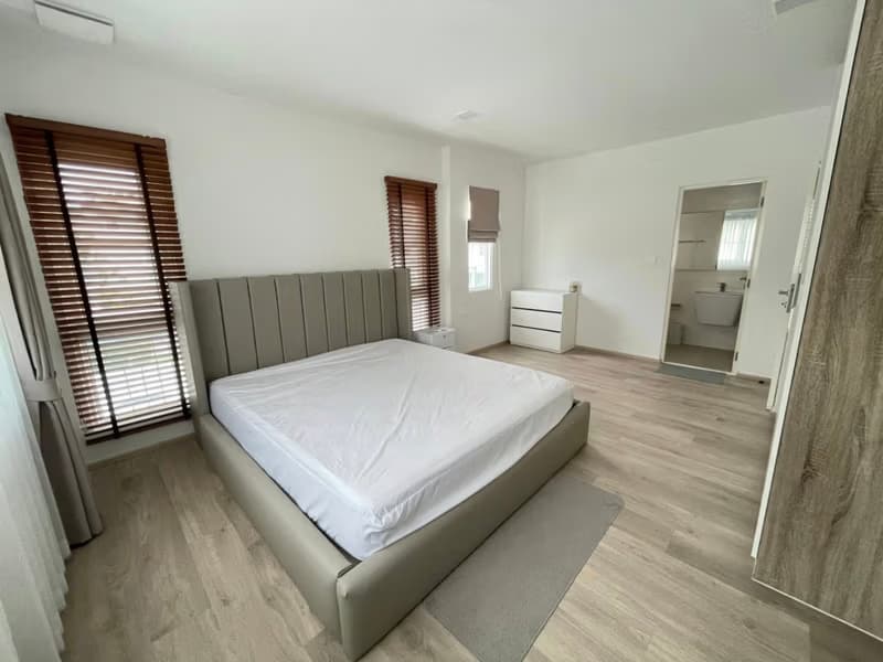 3 Bed House for Rent and Sale in Bang Phli