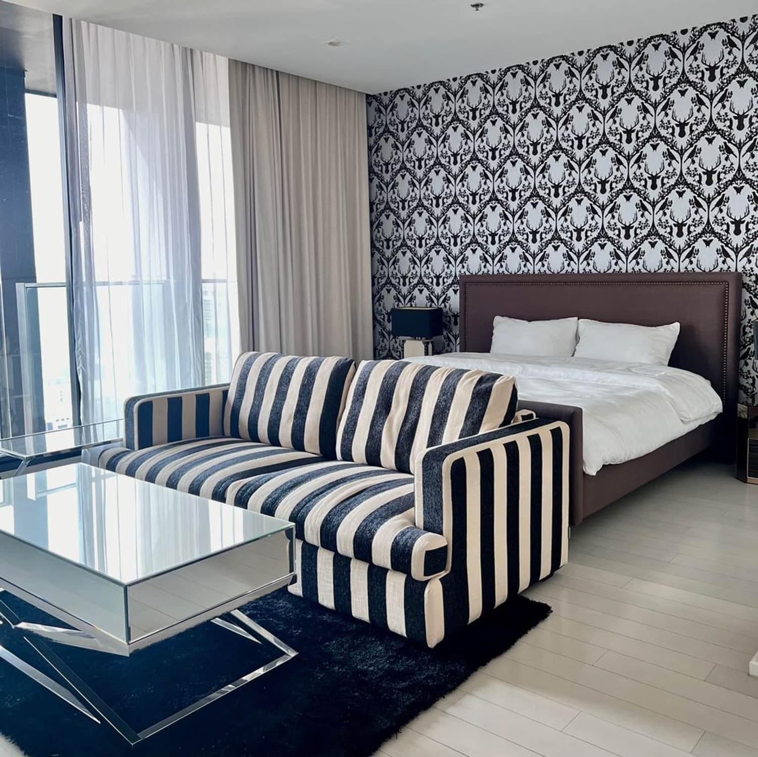 Condo for Rent at Noble Ploenchit - Image 24