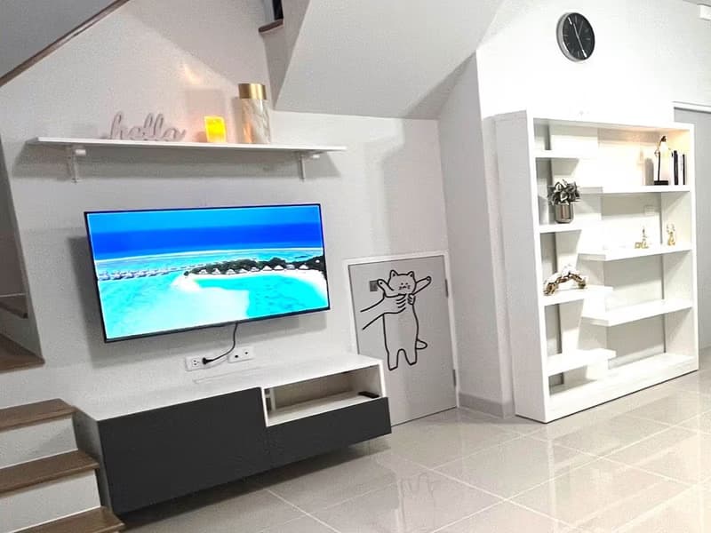 3 Bed Townhouse for Rent and Sale in Bang Phli