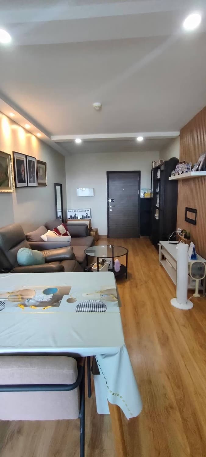 1 ห้องนอน คอนโด สำหรับ ขาย ใน Huai Khwang - Image 1