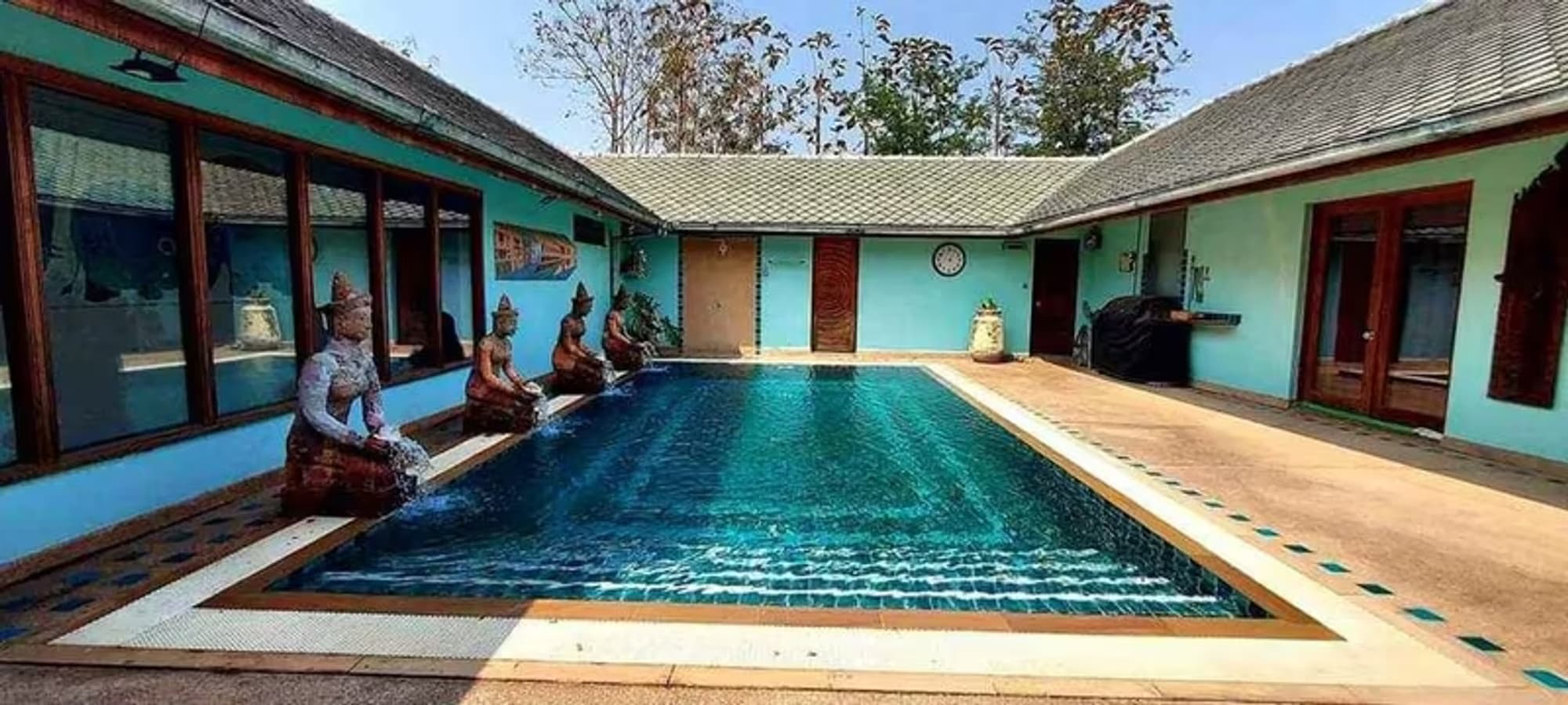 4 Bedroom House - Image 17