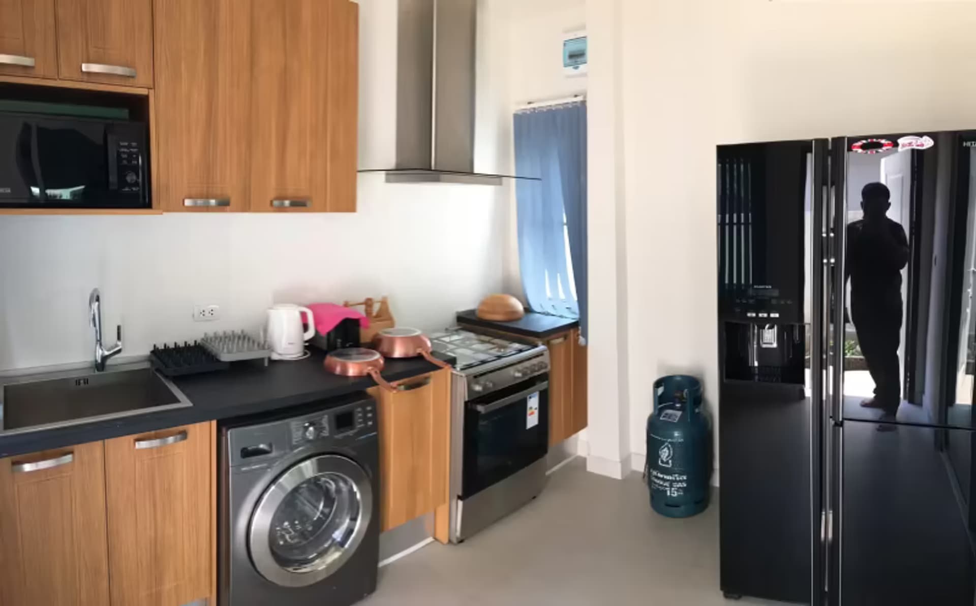 2 Bedroom House - Image 24