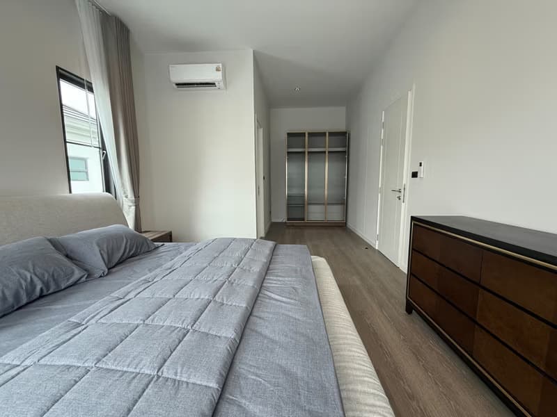 4 Bed House for Rent and Sale in Bang Phli
