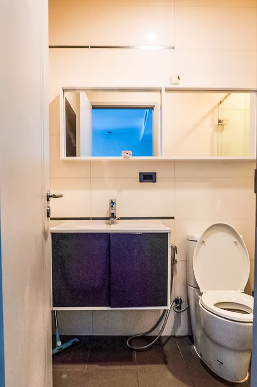 2 Bedroom Condo for Rent - Image 13