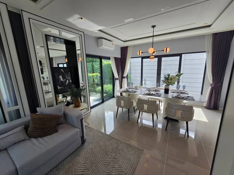 3 Bed House for Rent in Bang Phli