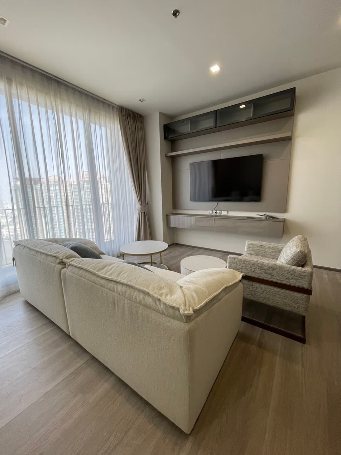 3 Bed Condo for Rent in Bang Kho Laem - Image 3