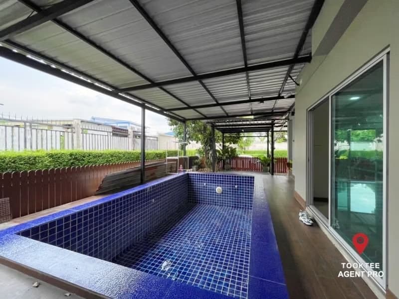 House for Sale in Prawet.