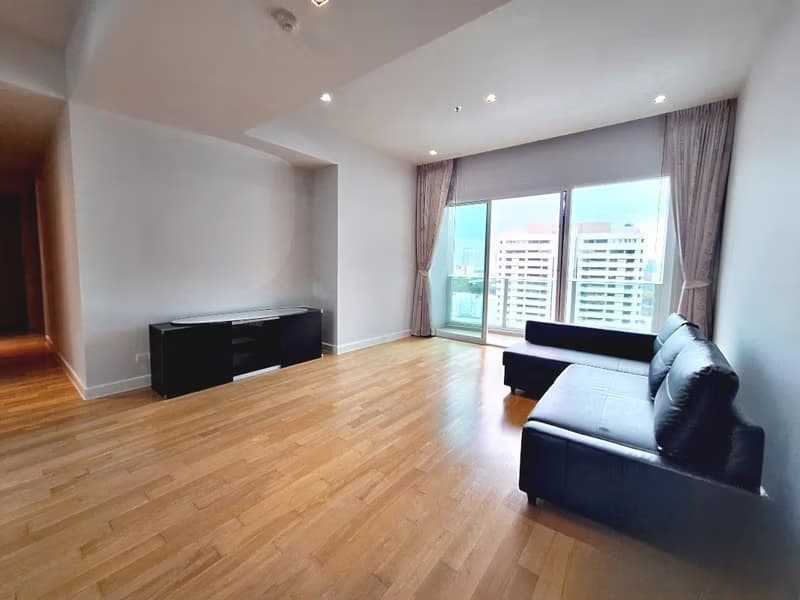 3 Bed Condo for Rent and Sale in Khlong Toei