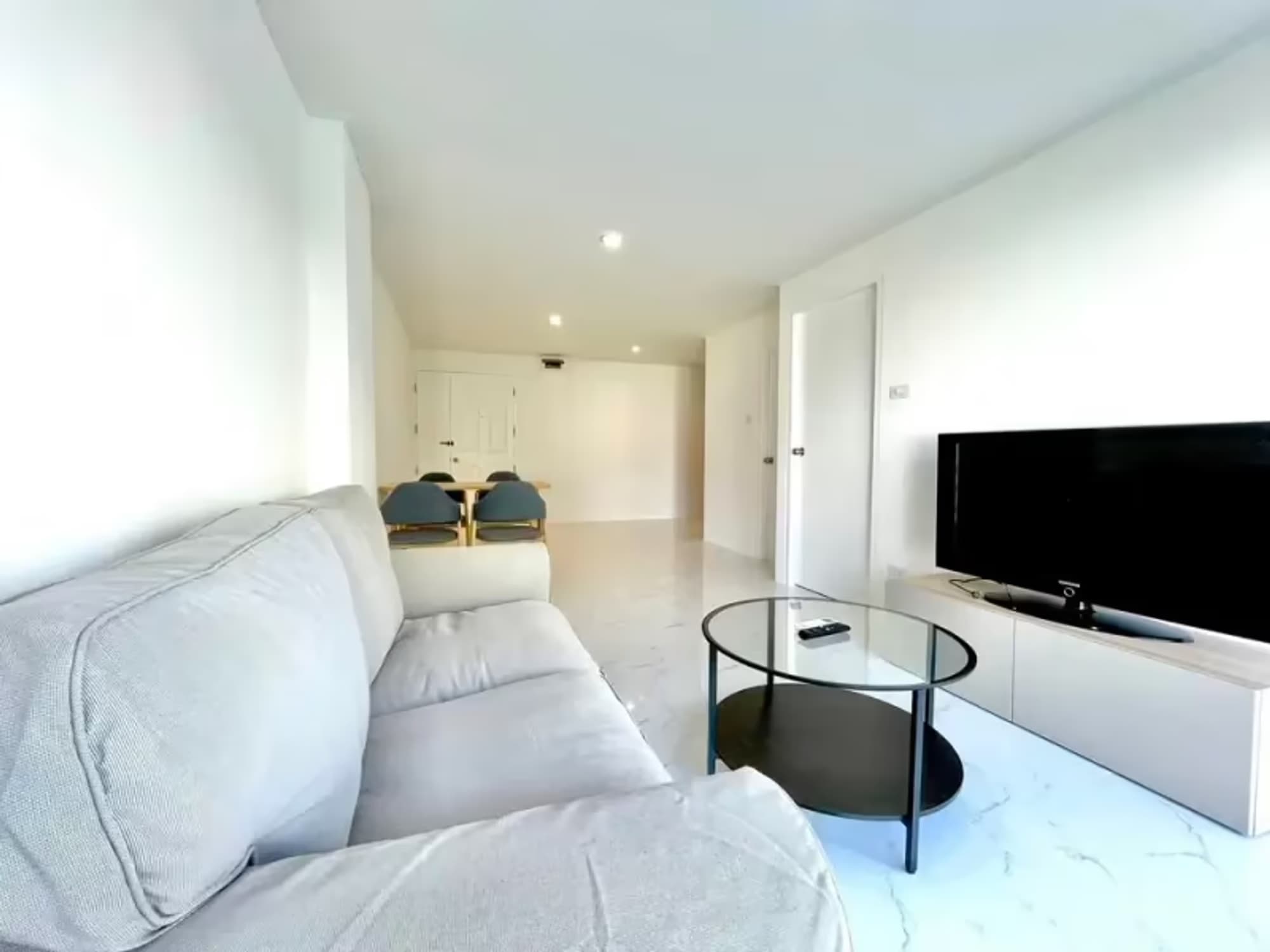 1 Bedroom Condo - Image 1